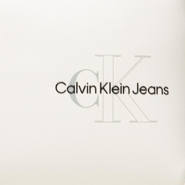 CALVIN KLEIN – Borsa Donna Sculpted Camera Bag Bianco