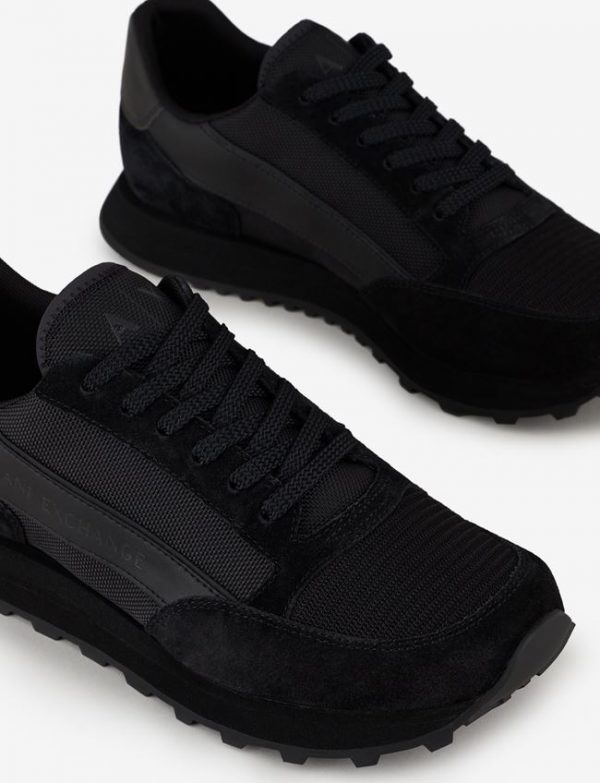 ARMANI EXCHANGE-SCARPE UOMO in suede con inserti in mesh NERE