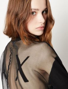 ARMANI EXCHANGE – Maglione Donna Girocollo con Inserto Trasparente Nero