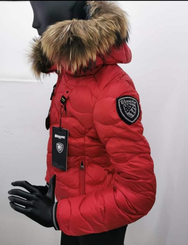 BLAUER-PIUMINO A ONDE CON CAPPUCCIO E PELLICCIA ROSSO Donna