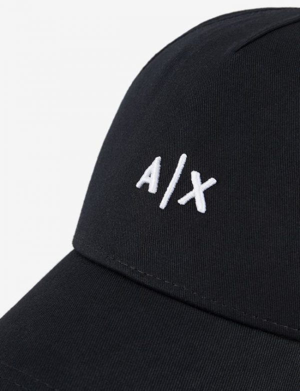 ARMANI EXCHANGE-CAPPELLO CON VISIERA E MICROLOGO