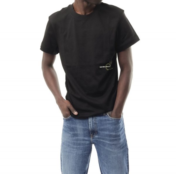 CALVIN KLEIN – T-shirt Uomo con Logo Taglio Squadrato Nero