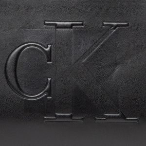 CALVIN KLEIN – Borsetta Donna Sculpted Shoulder Nero