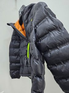BLAUER – Giubbino Kids in nylon con cappuccio e imbottitura in ovatta Nero