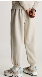 CALVIN KLEIN JEANS – Pantaloni Tuta Uomo in Cotone Taglio Relaxed Beige