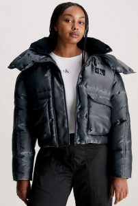 CALVIN KLEIN JEANS – Piumino Donna con Cappuccio Effetto Metallico Liquido