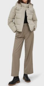 CALVIN KLEIN JEANS – Piumino Donna con Cappuccio in Poliestere Riciclato Beige