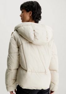 CALVIN KLEIN JEANS – Piumino Donna Corto con Fettuccia Logata Beige