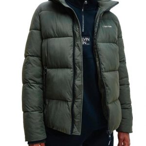 CALVIN KLEIN – Piumino Uomo con Cappuccio in Nylon Arricciato Verde Oliva
