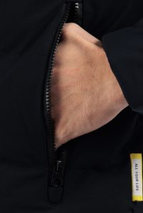OVER/D – Giubbotto Corto Uomo con Cappuccio Trapuntato Nero