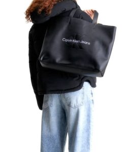CALVIN KLEIN – Borsa Donna Sculpted Slim Tote34 Mono Nero