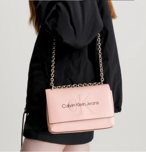 CALVIN KLEIN – Borsa Donna Sculpted Ew Flap Conv25 Mono Conchiglia Pallida