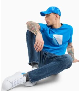 ARMANI EXCHANGE – T-Shirt Uomo Regular Fit in Jersey con Stampa Geometrica Blu Elettrico