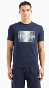 ARMANI EXCHANGE – T-Shirt Uomo Regular Fit in Cotone con Stampa Fotografica Blu Notte