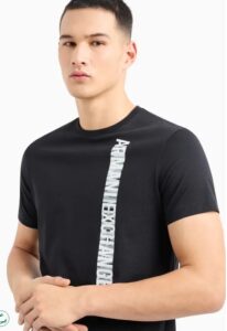 ARMANI EXCHANGE – T-Shirt Uomo Regular Fit in Jersey con Stampa Verticale Nero