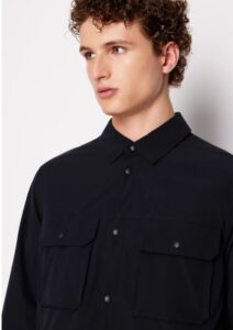ARMANI EXCHANGE – Camicia Uomo Loose Fit in Tessuto Laminato Blu