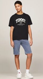 TOMMY HILFIGHER – T-Shirt Uomo Varsity con Logo Nero
