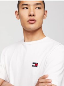 TOMMY HILFIGHER – T-Shirt Uomo con Distintivo Bianco