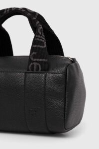 CALVIN KLEIN JEANS – Borsetta Donna Ultralight SQ Barrel Bag23 Nero