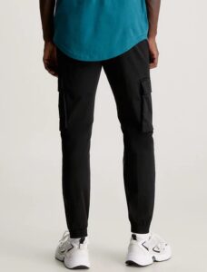 CALVIN KLEIN – Pantaloni Uomo Cargo Lavato Skinny Nero