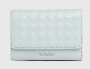 CALVIN KLEIN JEANS – Portafoglio Donna a Tre Ante RFID Trapuntato Piccolo Pigeon
