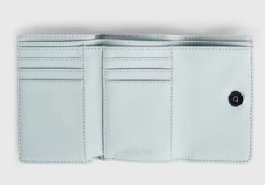 CALVIN KLEIN JEANS – Portafoglio Donna a Tre Ante RFID Trapuntato Piccolo Pigeon