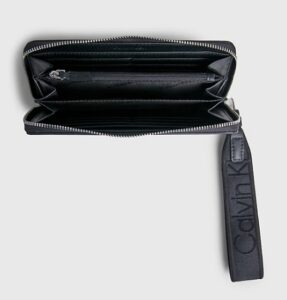 CALVIN KLEIN – Portafoglio Donna con Zip Integrale e Borsellino Portamonete da Polso RFID Nero