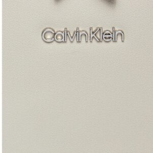 CALVIN KLEIN – Zaino Donna Ck Must Dome Backpack Grigio