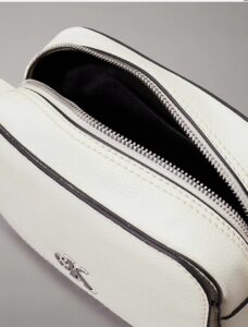 CALVIN KLEIN JEANS – Borsetta Donna Minimal Camera Bag18 Bianco Crema