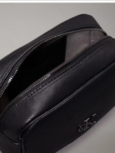 CALVIN KLEIN JEANS – Borsetta Donna Minimal Camera Bag18 Nero/Shiny Gunmetal
