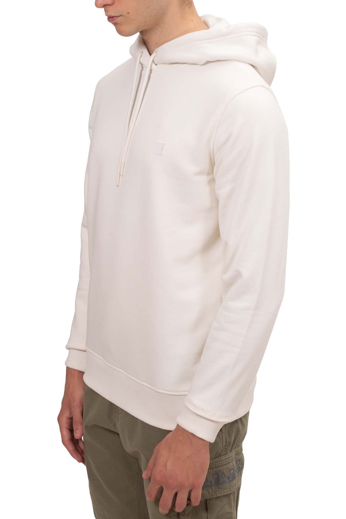 CALVIN KLEIN JEANS – Felpa Uomo con Cappuccio in Spugna di Cotone con Stemma Bianco